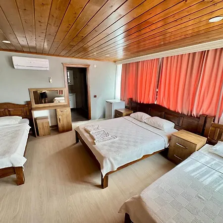 Flower Kekova בית אירוח דמרה