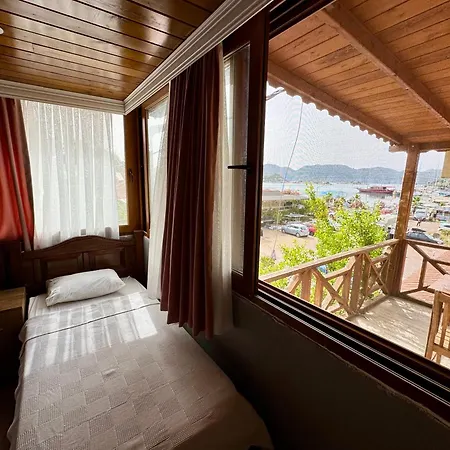 בית אירוח Flower Kekova *