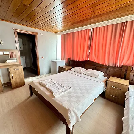 בית אירוח Flower Kekova